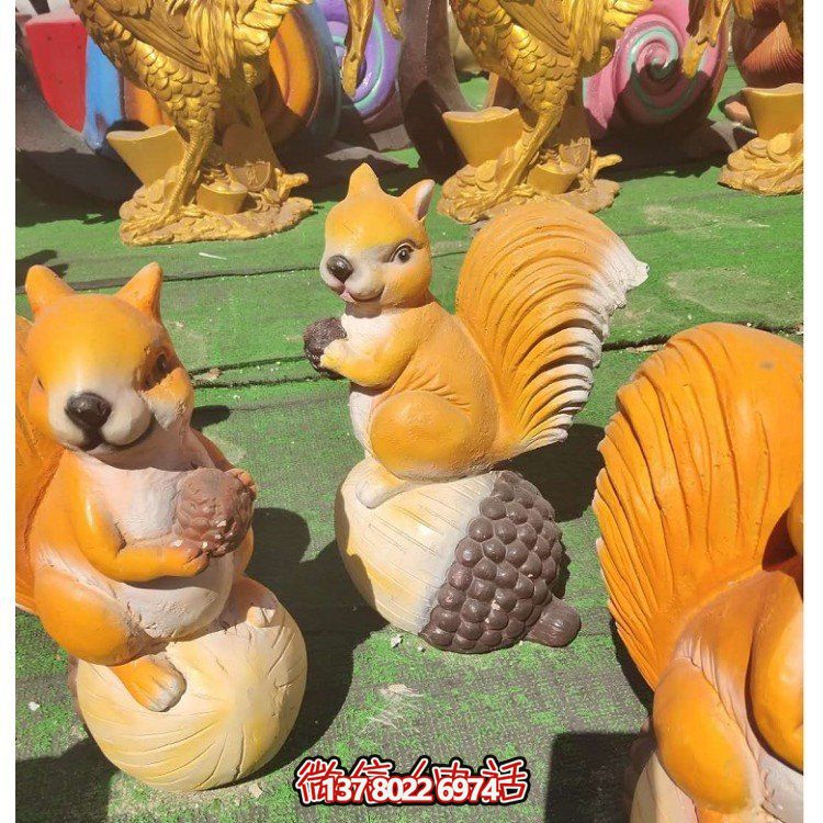 集游樂、景觀、動物園于一體的玻璃鋼仿真卡通動物游樂場