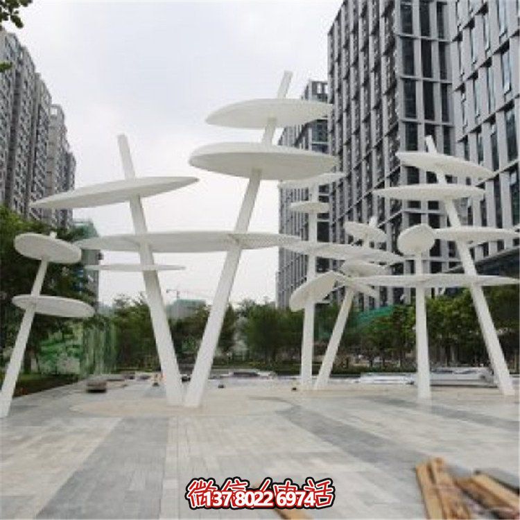 不銹鋼大型樹(shù)葉雕塑，為你的戶外景觀創(chuàng)造獨(dú)特的創(chuàng)意