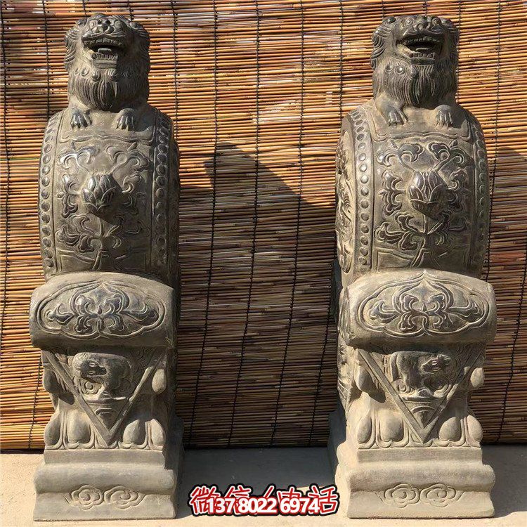 古典風(fēng)格石雕青石門(mén)墩