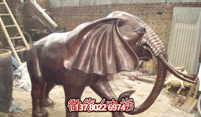 創(chuàng)意仿銅大象雕塑，美化環(huán)境景觀