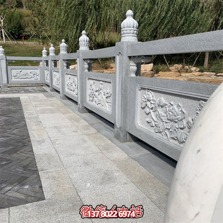 石雕欄桿，菊花紋石欄板