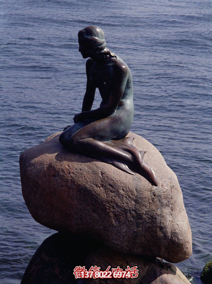 公園擺放的沉思的玻璃鋼創(chuàng)意美人魚雕塑 公園擺放的沉思的玻璃鋼創(chuàng)意美人魚雕塑